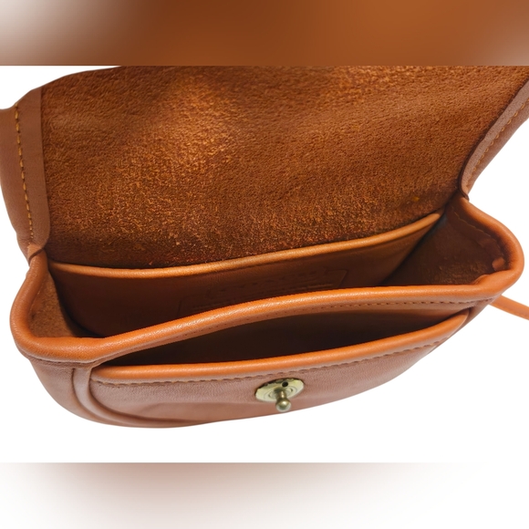 Vintage Coach Mini Belt Crossbody Bag in Brown - Picture 9 of 16